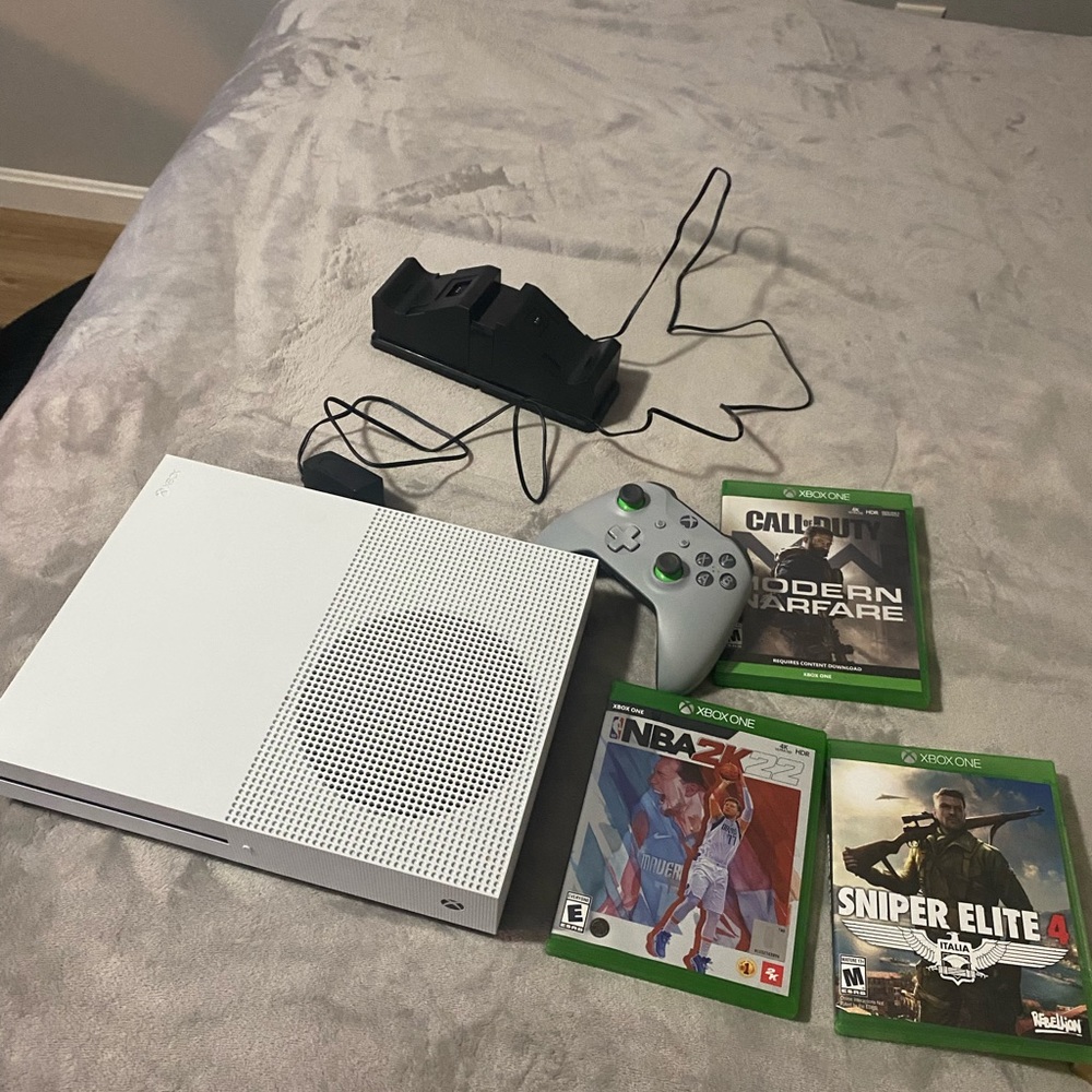 White Xbox One 500 Gb